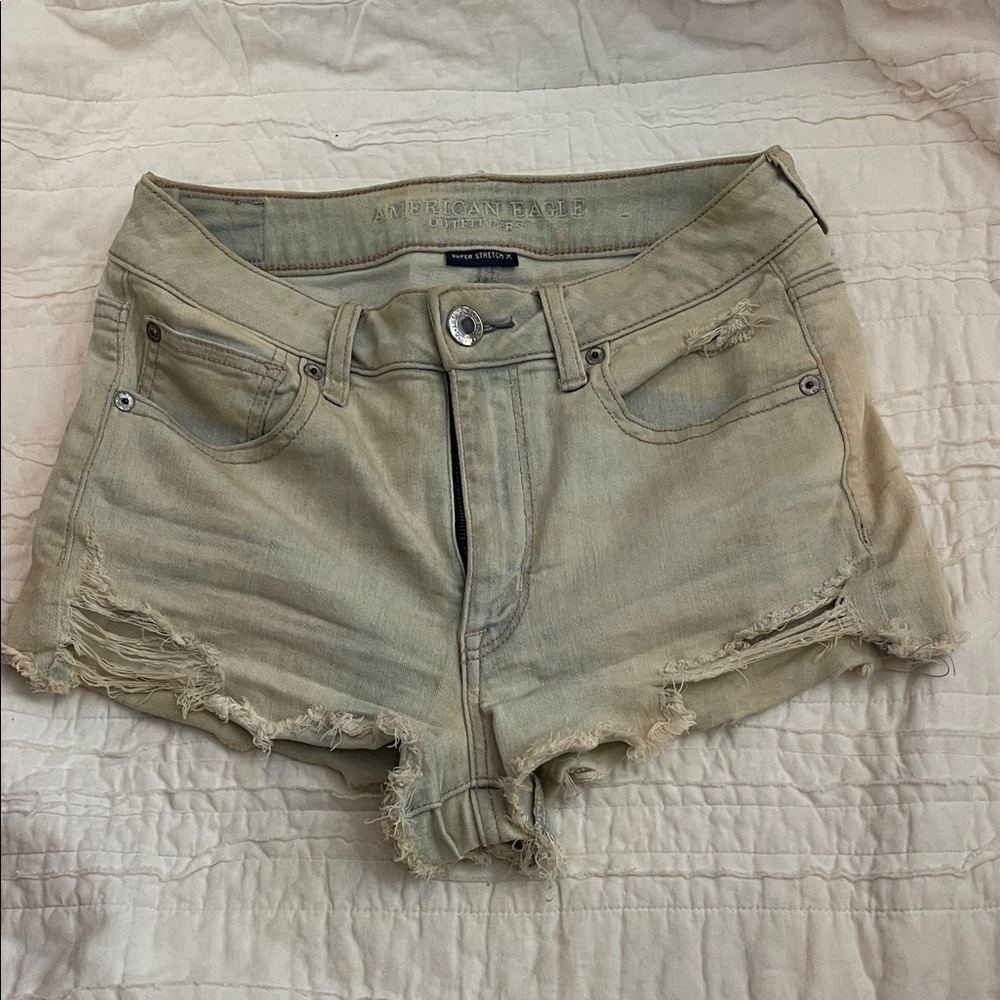 American Eagle Hi Rise Shortie